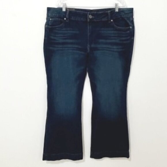 Wrangler Retro Mae Trouser Jeans Mid Rise in Quinn Wide Leg 09MWWNQ - Picture 1 of 9